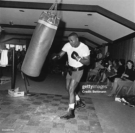 sonny liston left hook.